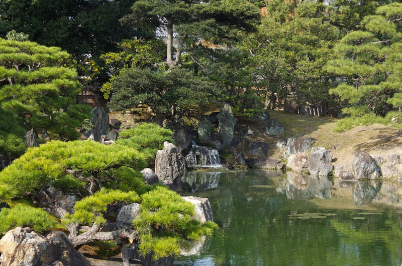 Японский сад. Сады замка Нидзё в Киото. Nijo