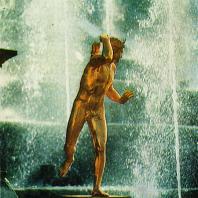 Петергоф. Деталь Большого каскада — фонтан «Самсон»