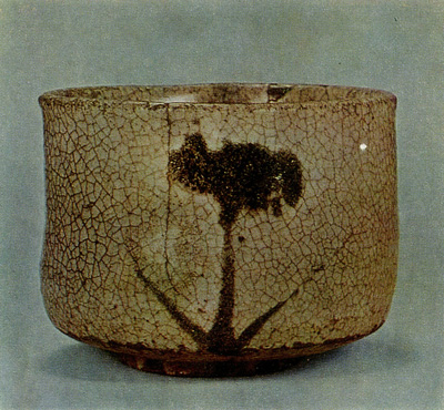 Чашка для чайной церемонии. Керамика Э-Карацу. 17 в.