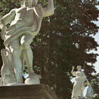 Петергоф. Каскад «Шахматная гора». Статуя «Юпитер». Начало XVIII века