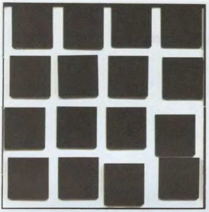 Герхард Фон Гревениц, «Кинетический объект:16 черных кубиков на белом», 1968—1970